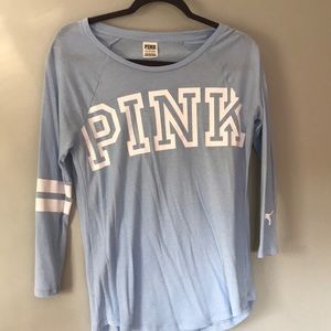 VS Pink t-shirt